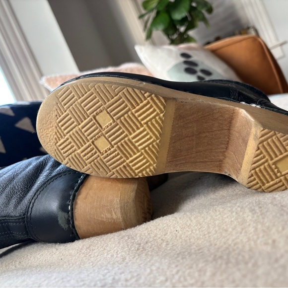 No. 6 5" Pull On Shearling Clog Boot on Mid Heel in Ink Aviator - Picture 4 of 12